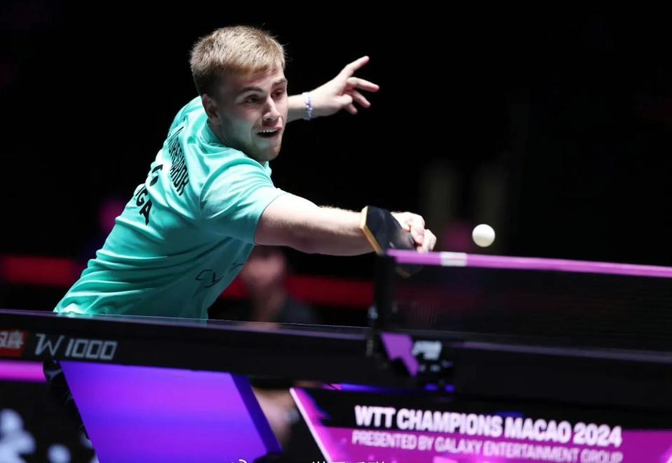 全英羽毛球 全英羽毛球